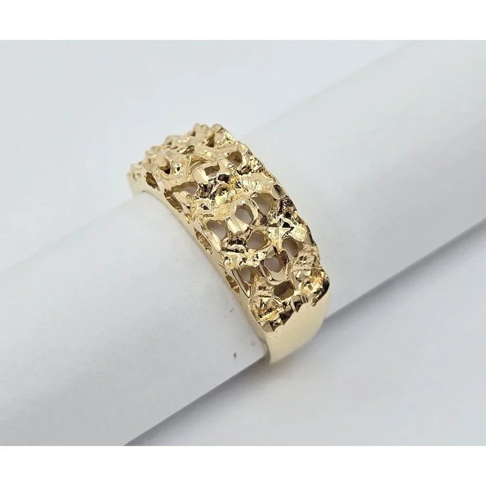 Unique 14K Karat Solid Yellow Gold Designer Diamond Cut Nugget Ring - Size 5.50